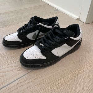 Nike Dunk Low “Panda” black and white